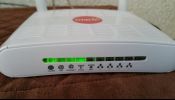 Router modem Wifi pc laptop Eltek A7600A1 nitido 10 de 10 funcionando al 100 de largo alcance